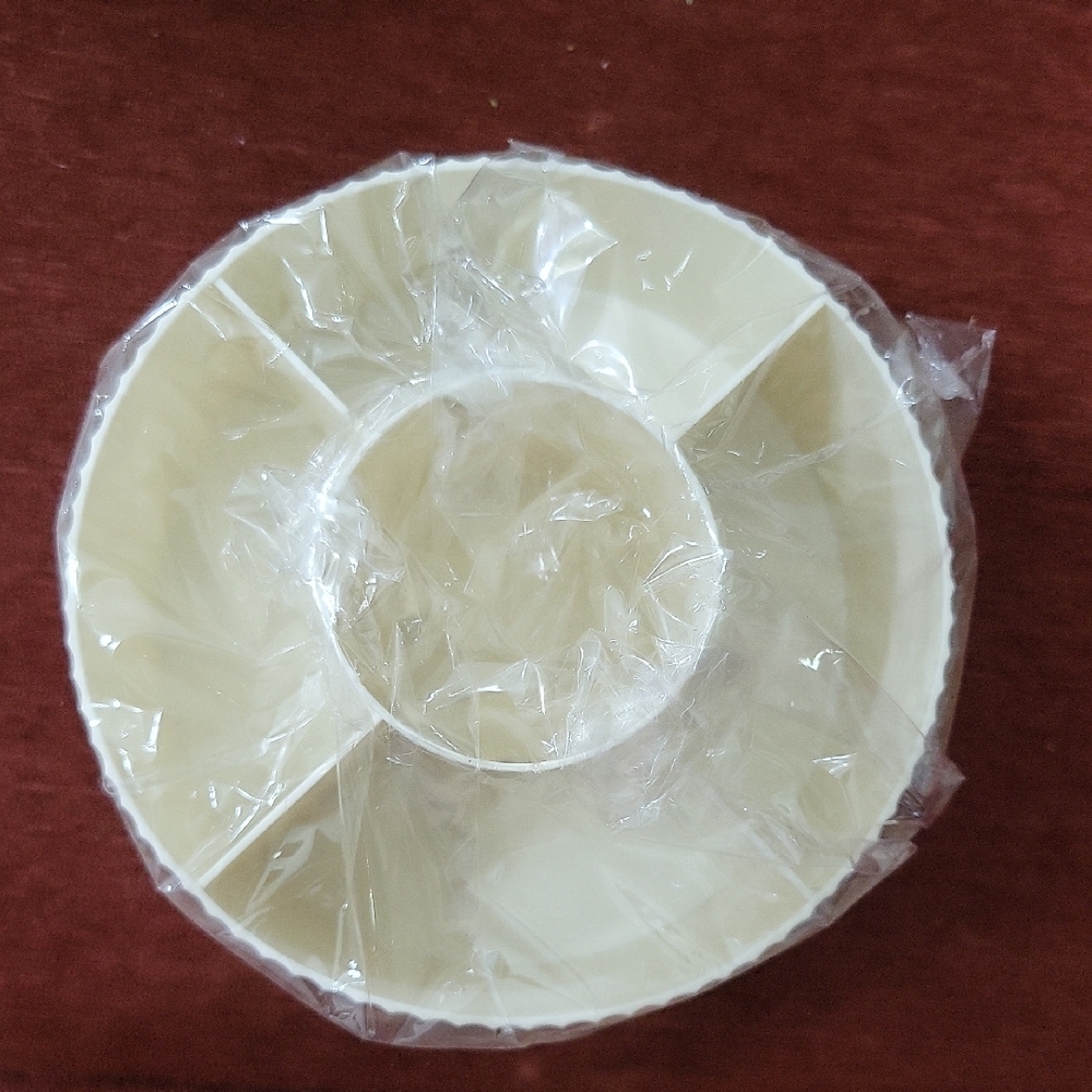 Elegant Cream Women's Accessory